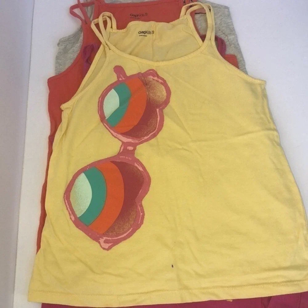 Bundle of 4 GAPKids Girls Tank Tops‎ Size 12